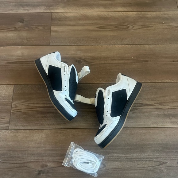 RARE Adio Hamilton Straps Skate Shoe Y2K VTG Size 8.5 BAM - Picture 4 of 10